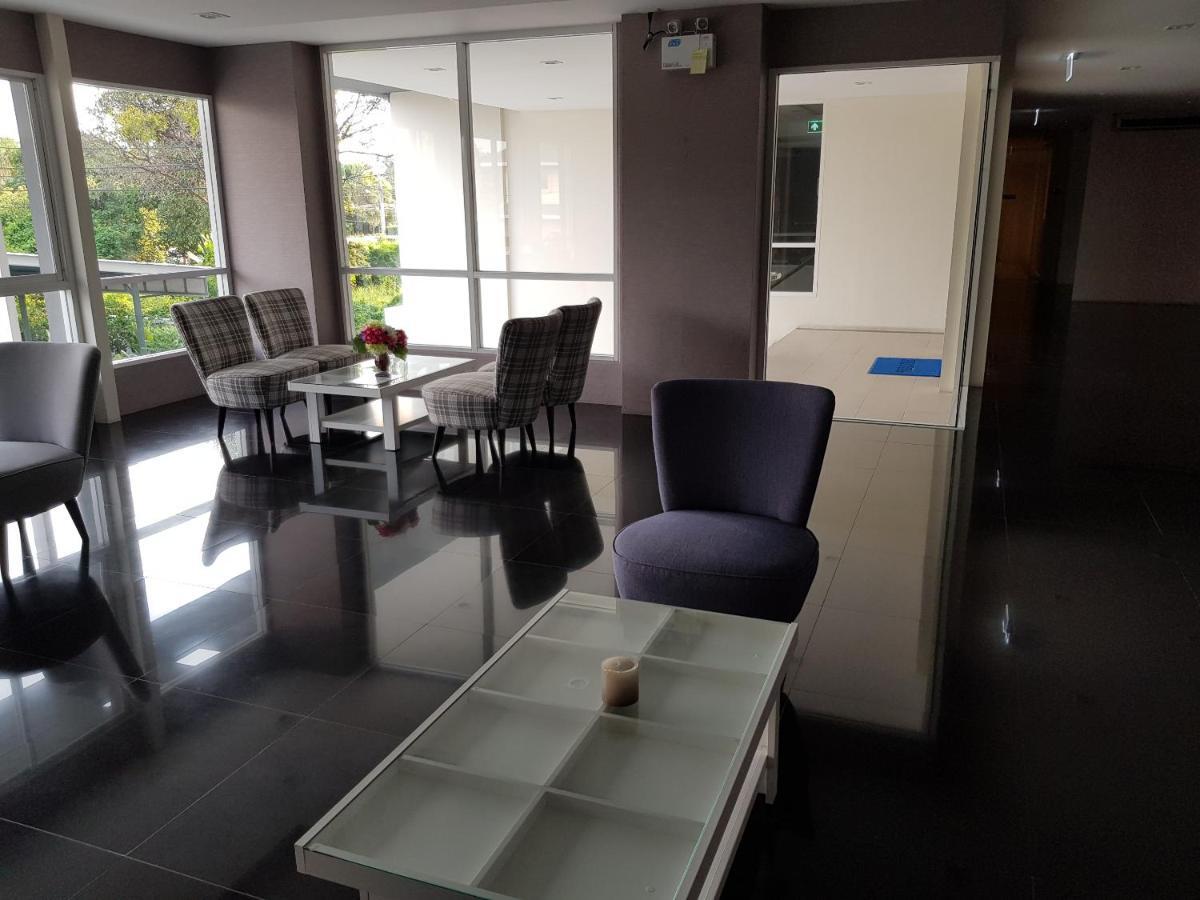 Execlusive Seaview 1 Bedroom Suite With Toproof Pool At The Patio Bangsaen Dış mekan fotoğraf